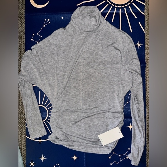 Halara mock neck long sleeves small - Picture 2 of 3